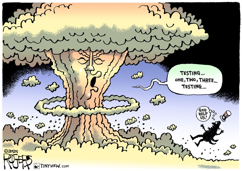 https://cdn.tinyview.com/rob-rogers/2025/10/31/nuclear-warhead/20251031_Nuclear_Warhead.jpg
